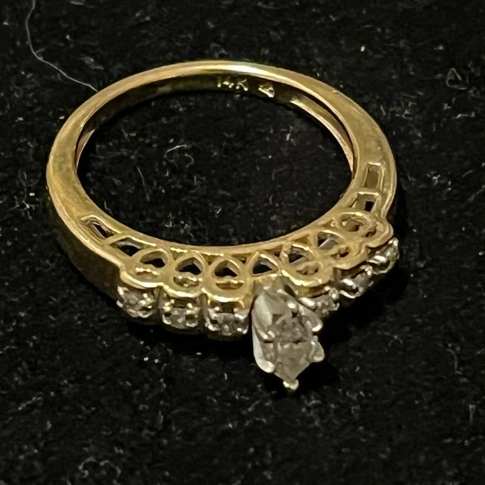 14K Yellow Gold Marquise Cut Natural Diamond Ring – 3.77g Size 7 - Picture 8 of 17